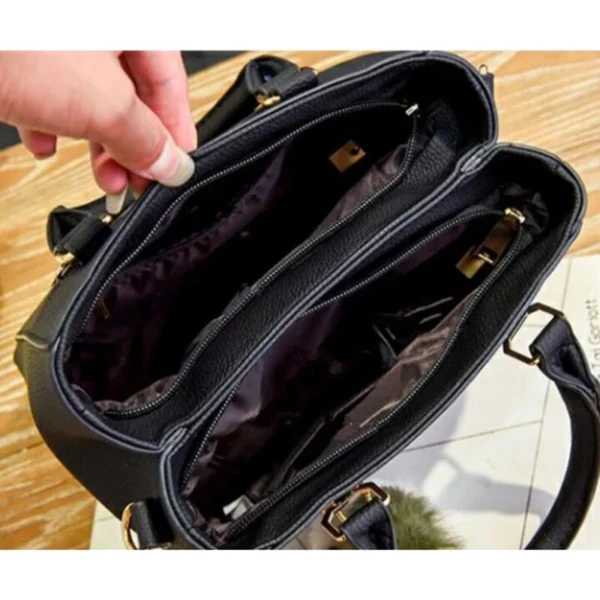 012d8bd1bcebe98078aa05e9e9b14422.webp Vintage Women Handbag Fashion